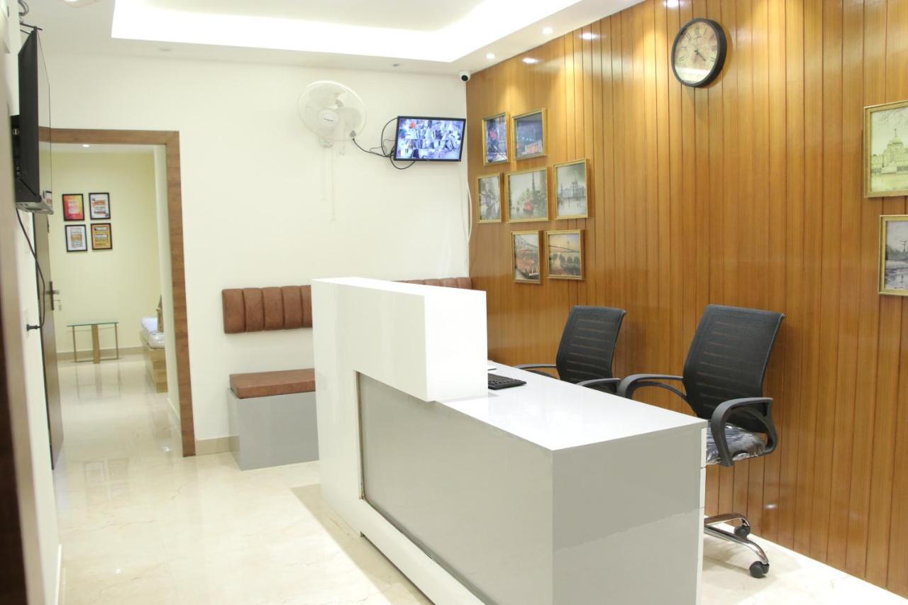 La Cresta Inn Kolkata Ngoại thất bức ảnh