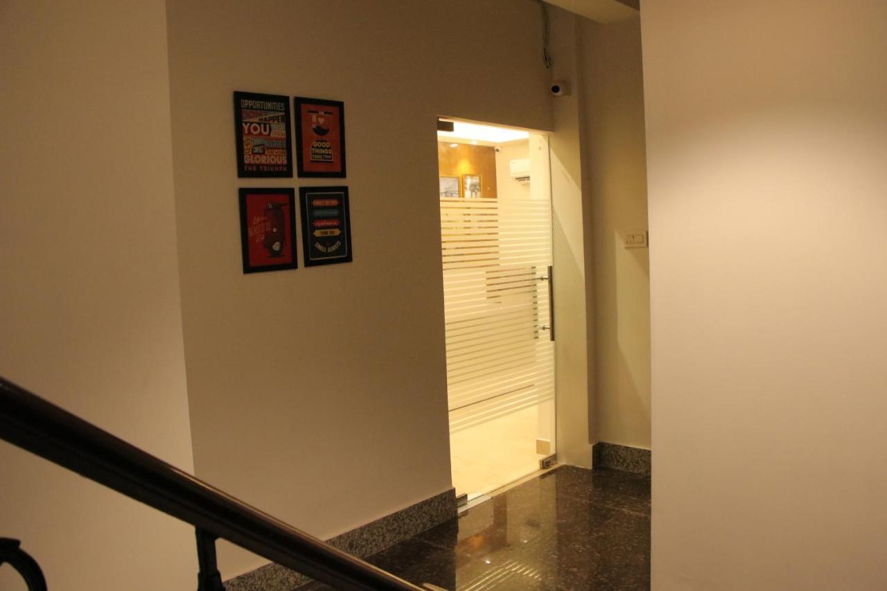 La Cresta Inn Kolkata Ngoại thất bức ảnh