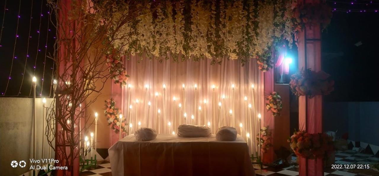 La Cresta Inn Kolkata Ngoại thất bức ảnh