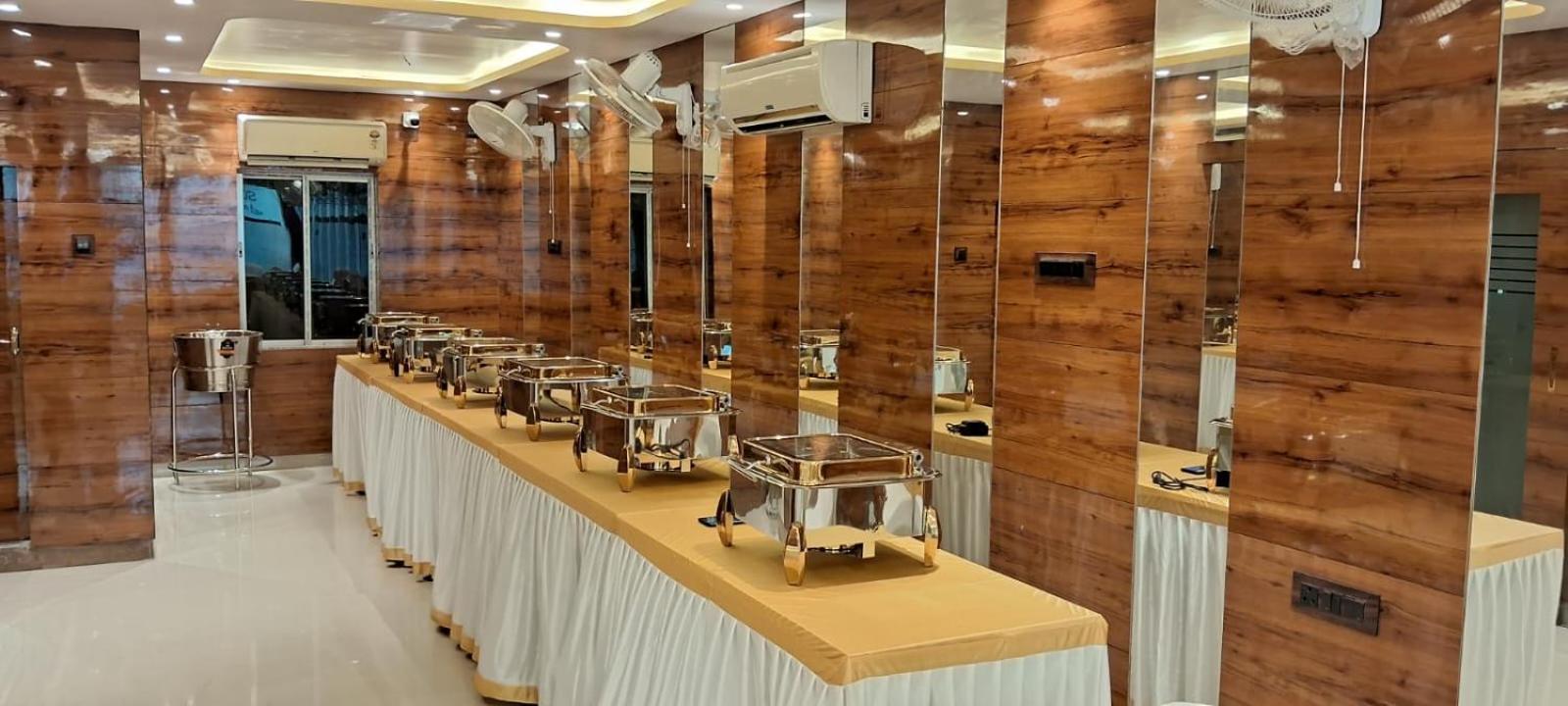 La Cresta Inn Kolkata Ngoại thất bức ảnh