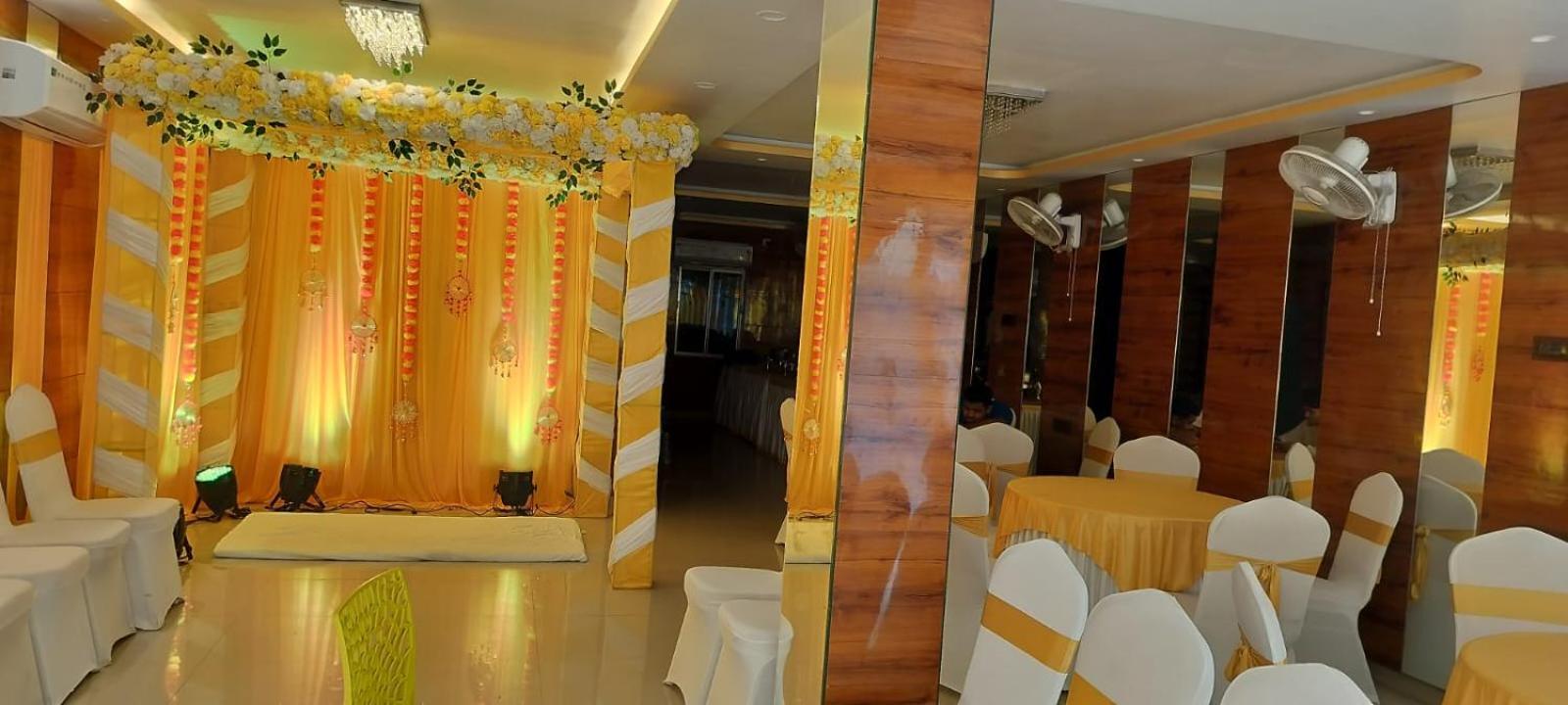 La Cresta Inn Kolkata Ngoại thất bức ảnh