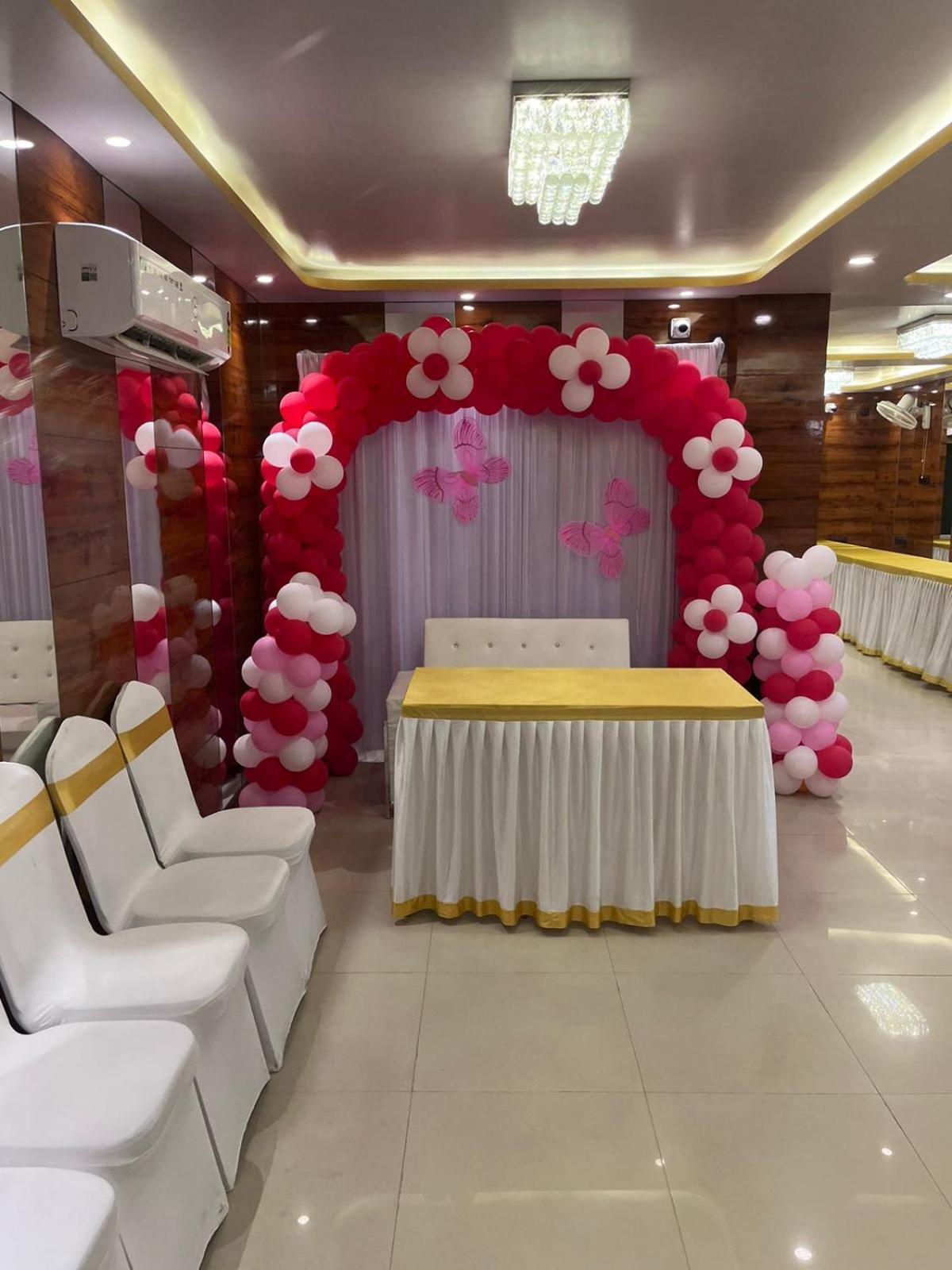 La Cresta Inn Kolkata Ngoại thất bức ảnh