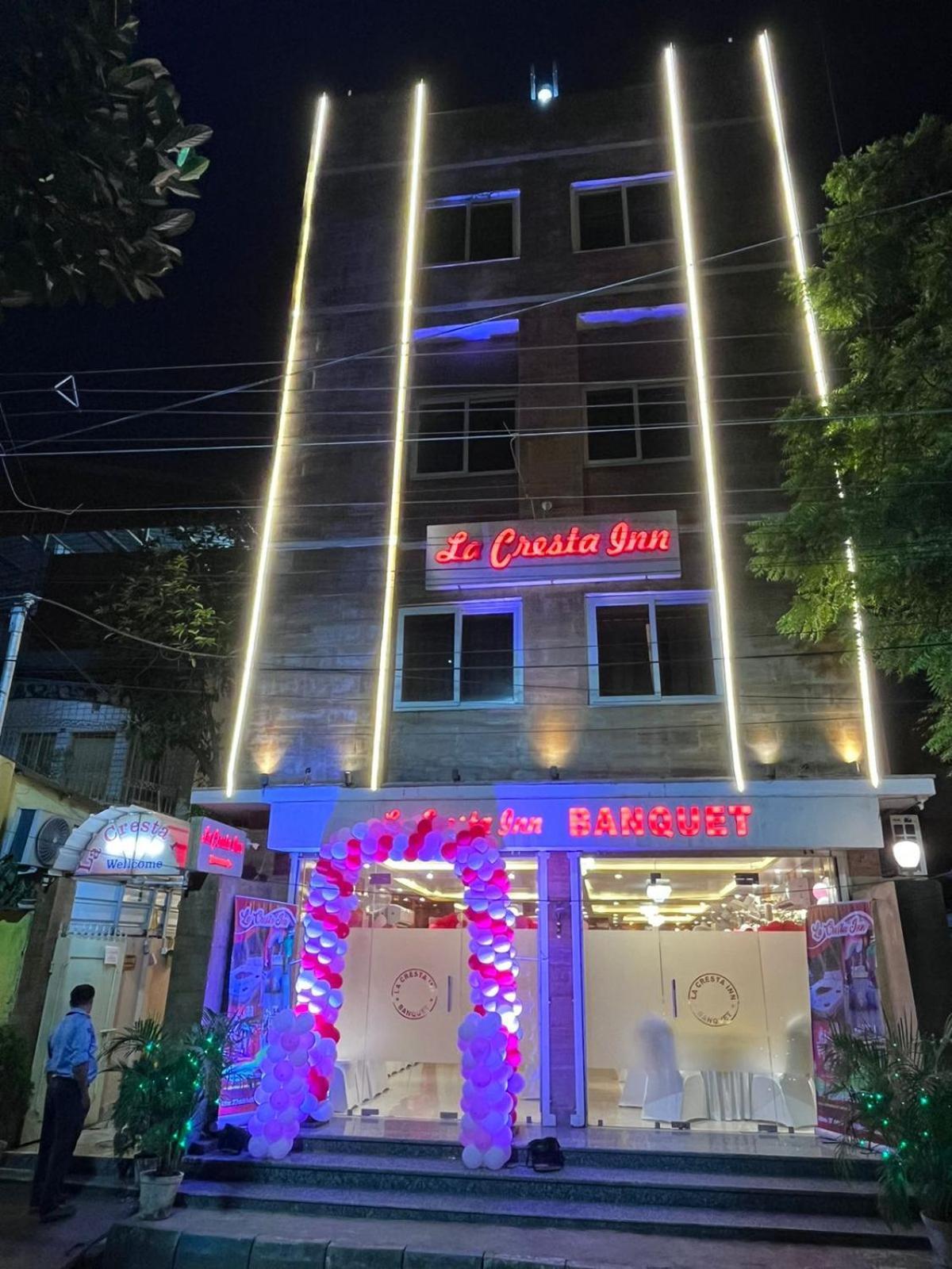La Cresta Inn Kolkata Ngoại thất bức ảnh